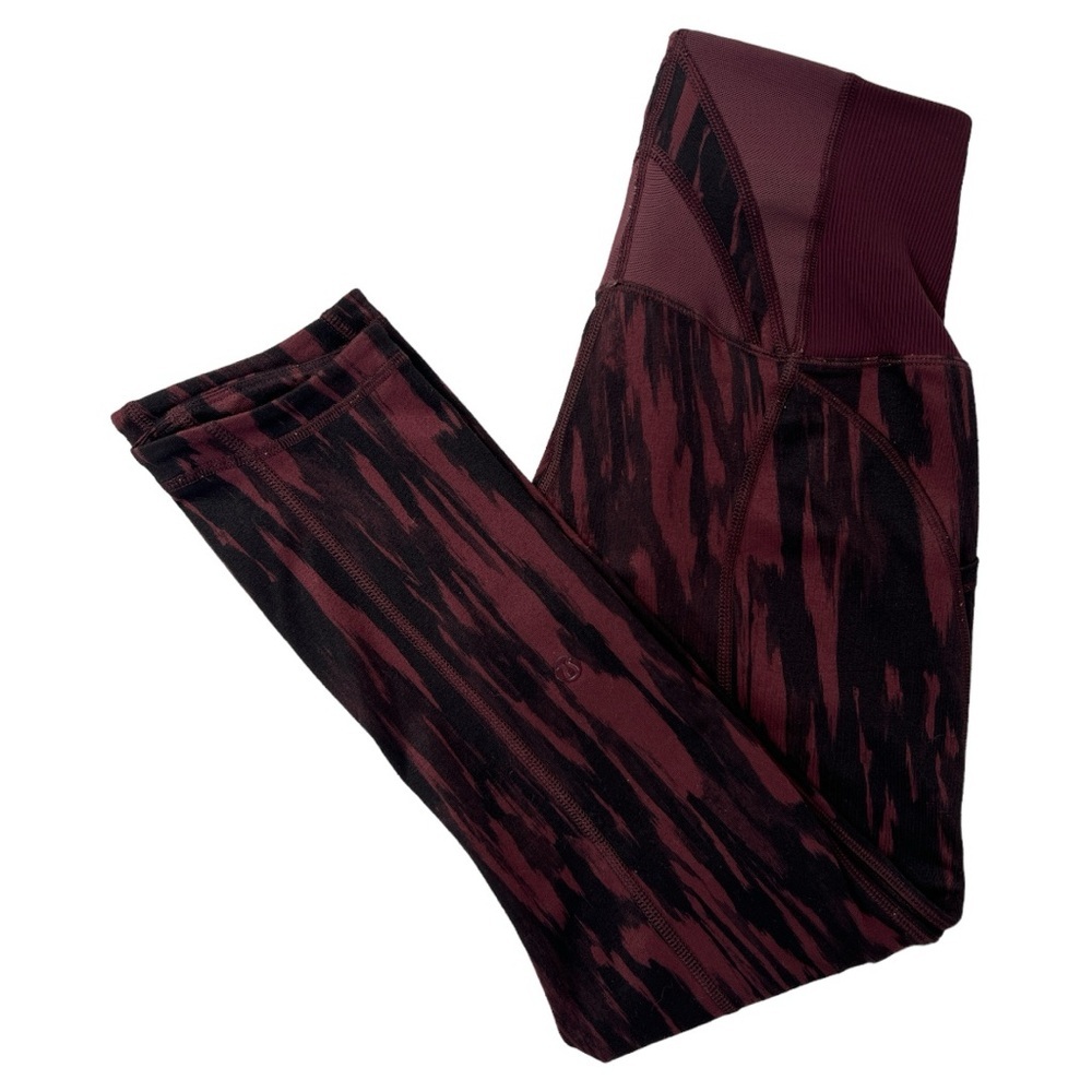 LULULEMON WOMEN’S EXQUISITE CROP PAINTED ANIMAL BORDEAUX  DRAMA BLACK  SZ 6 - Picture 6 of 13